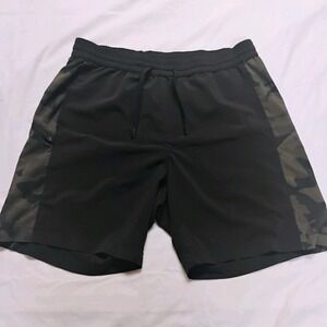 Bear Bottom Shorts Men's Size Largel 7" Swim Hybrid Zip Pocket Green camo/ black